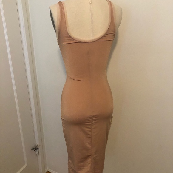 Smoothing midi slip dress - Picture 3 of 4